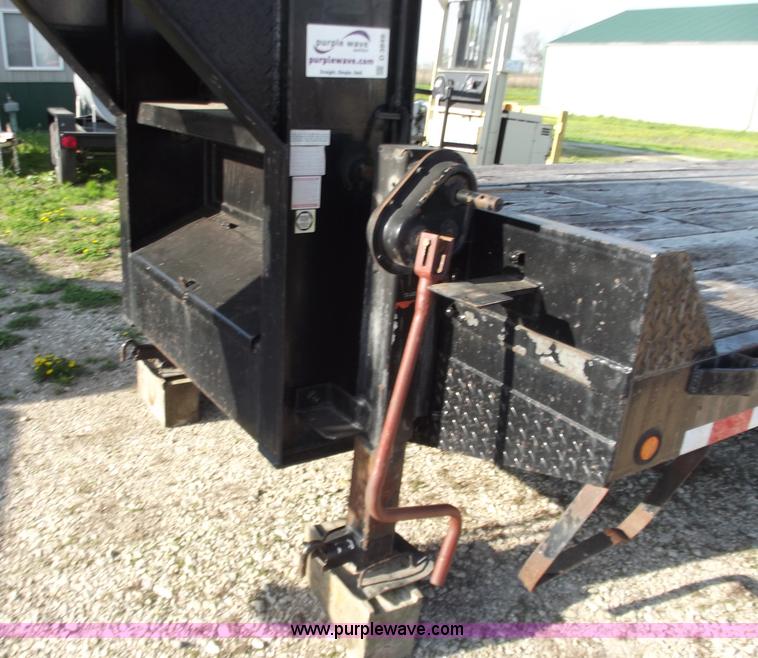 image for item D3849 2006 Rolls Rite 30KHD 42' gooseneck trailer