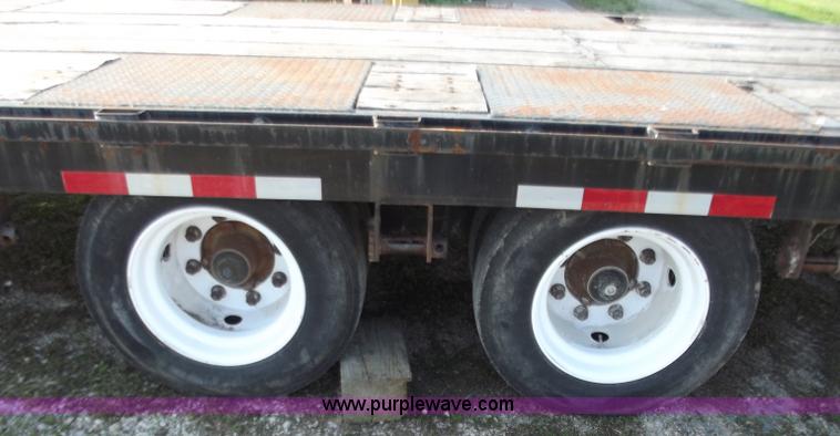 image for item D3849 2006 Rolls Rite 30KHD 42' gooseneck trailer