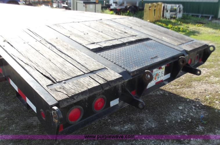 image for item D3849 2006 Rolls Rite 30KHD 42' gooseneck trailer