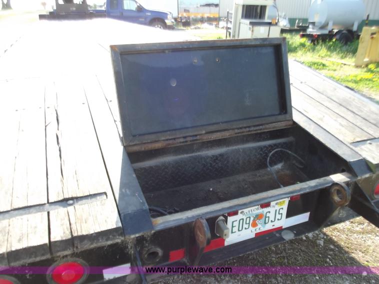 image for item D3849 2006 Rolls Rite 30KHD 42' gooseneck trailer