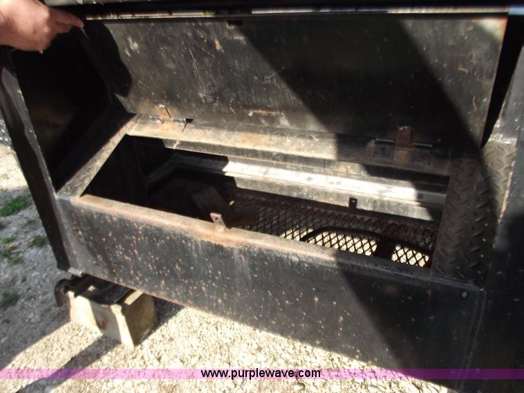 image for item D3849 2006 Rolls Rite 30KHD 42' gooseneck trailer