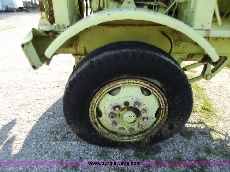 image for item D3851 1969 Euclid haul truck