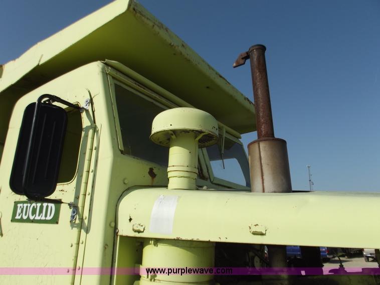 image for item D3851 1969 Euclid haul truck