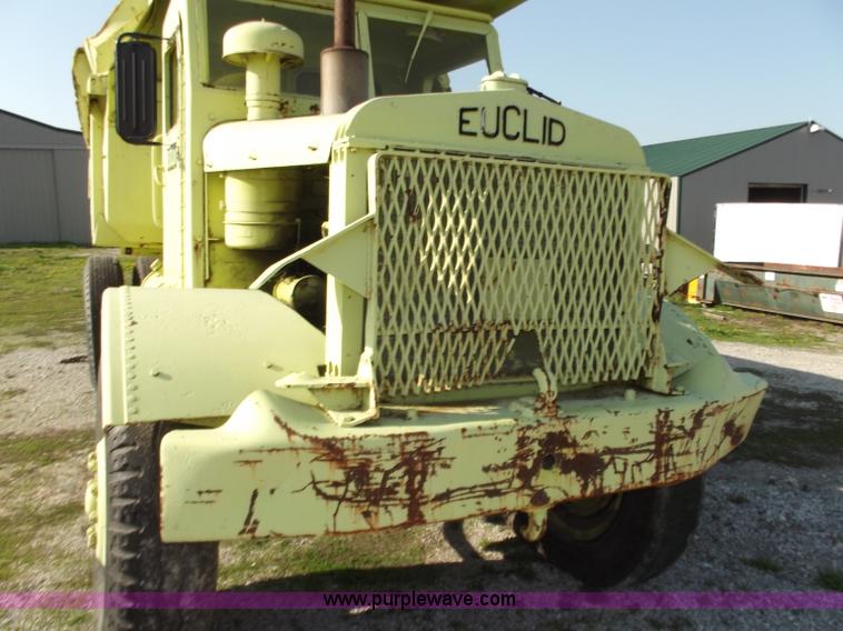 image for item D3851 1969 Euclid haul truck