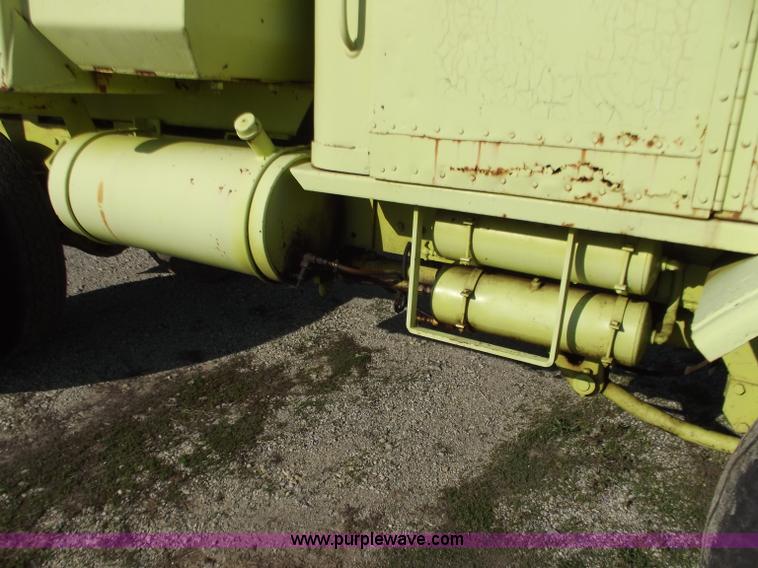 image for item D3851 1969 Euclid haul truck