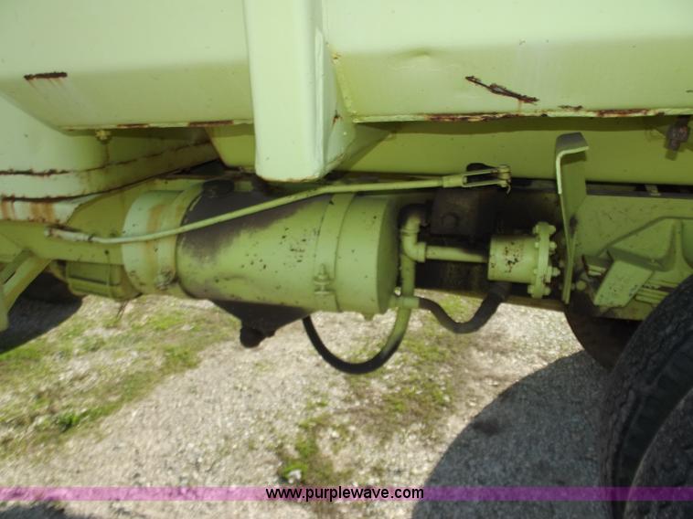 image for item D3851 1969 Euclid haul truck