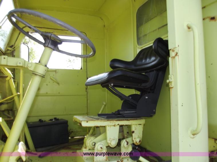 image for item D3851 1969 Euclid haul truck