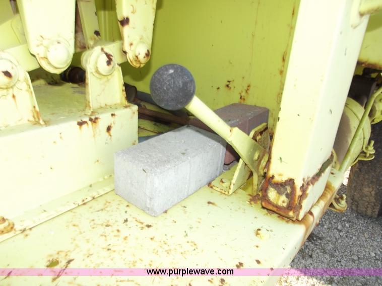 image for item D3851 1969 Euclid haul truck