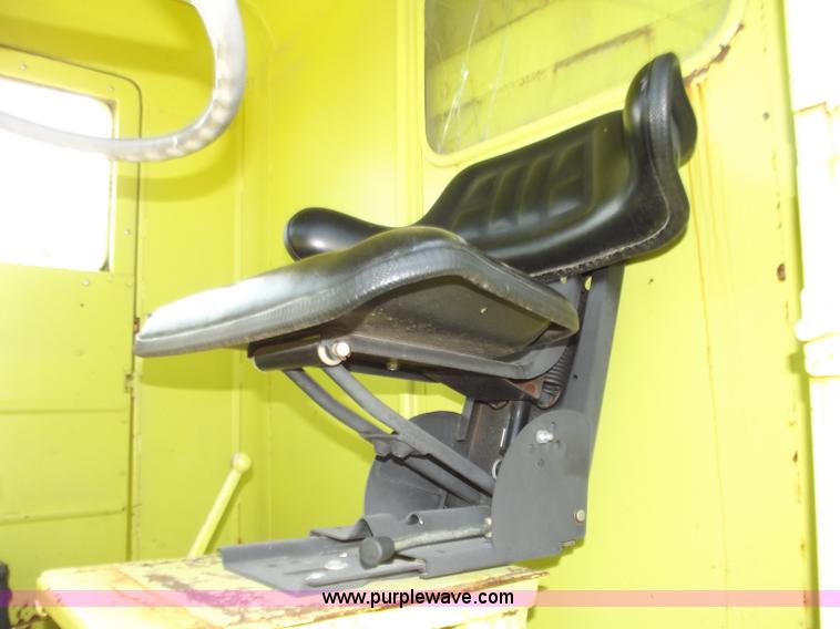 image for item D3851 1969 Euclid haul truck