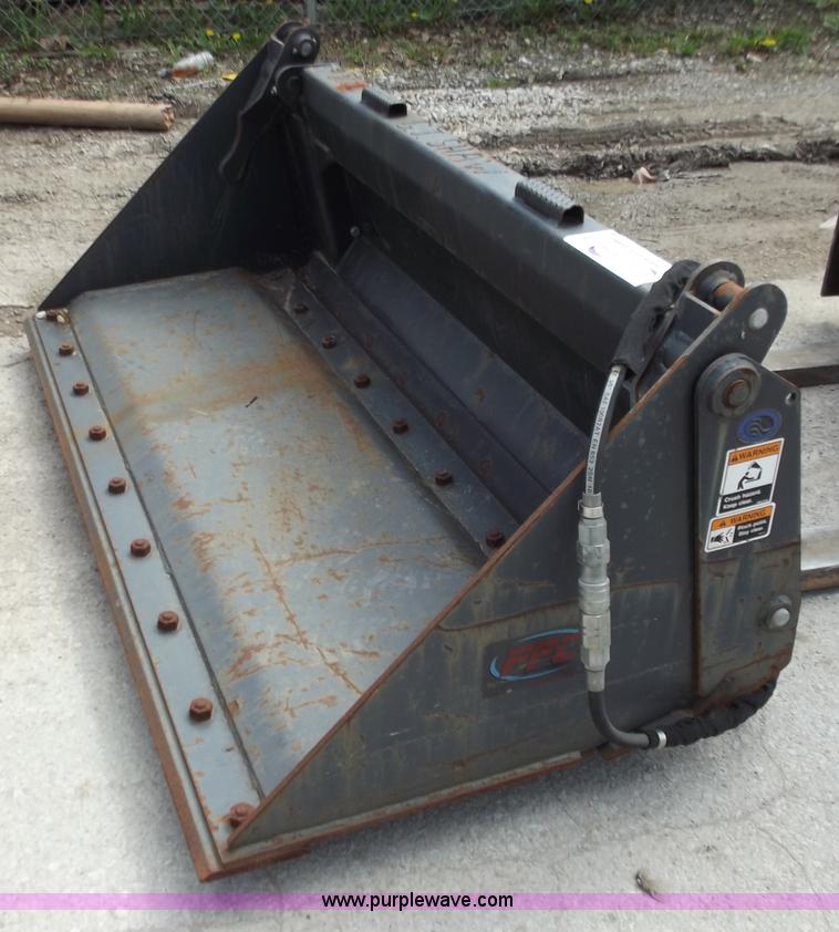 image for item D3861 FFC 72" clam shell bucket