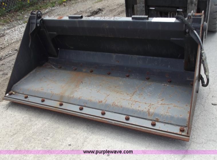 image for item D3861 FFC 72" clam shell bucket