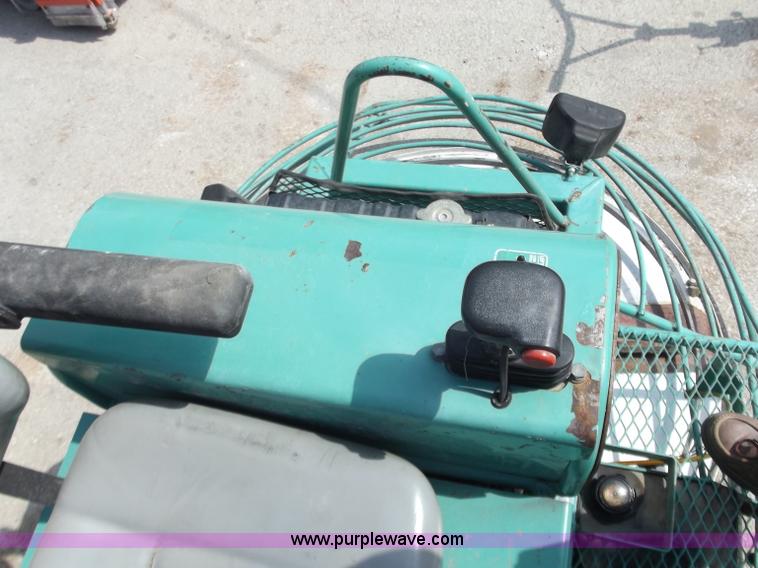 image for item D3866 Whiteman Multiquip 10' power trowel