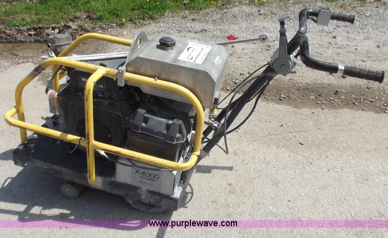 image for item D3869 Husqvarna 4000 Prowler soft cut saw