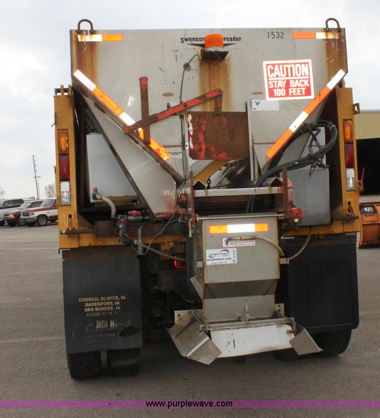 image for item D7632 1995 Ford LNT8000 tandem axle dump truck