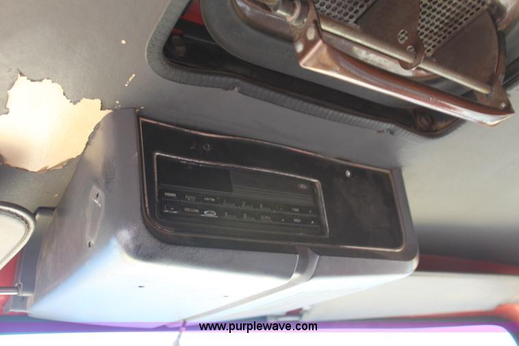 image for item D7632 1995 Ford LNT8000 tandem axle dump truck