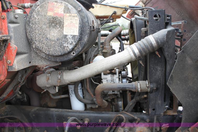 image for item D7632 1995 Ford LNT8000 tandem axle dump truck