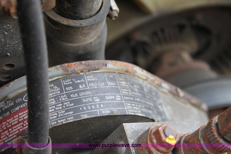 image for item D7633 1995 Ford LNT8000 tandem axle dump truck