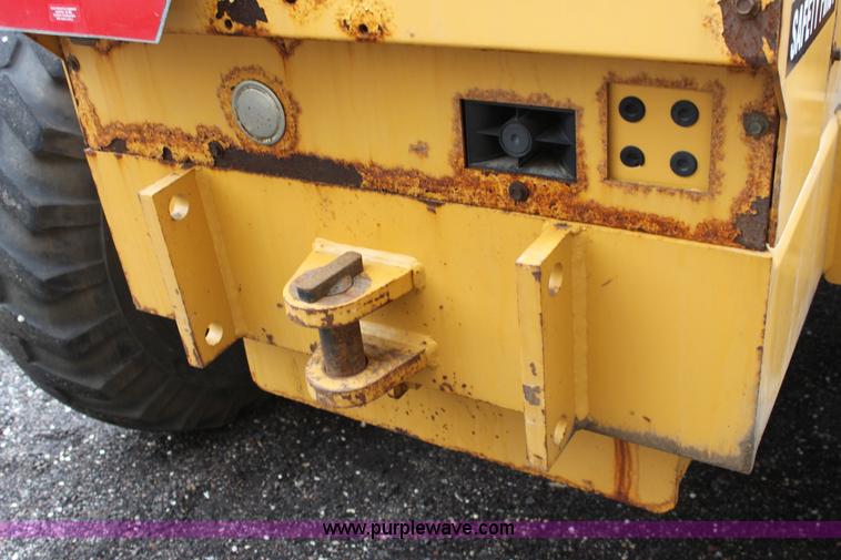 image for item D7672 1996 Champion 710A motor grader