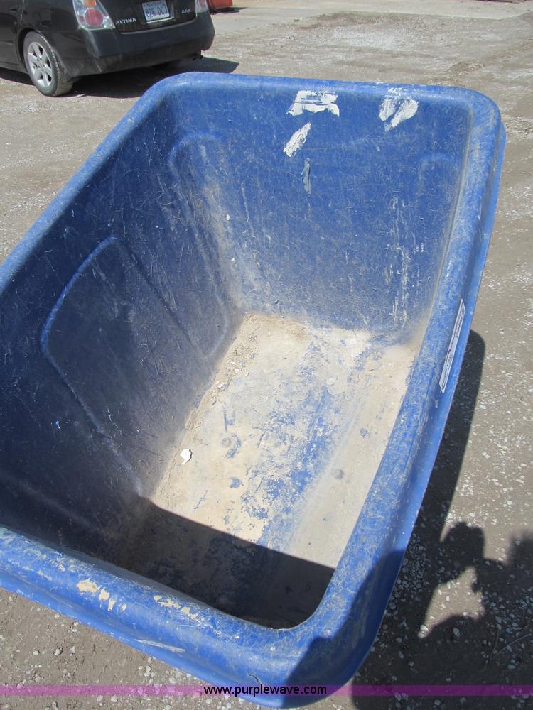 image for item G9469 Rubbermaid 4616 trash cart