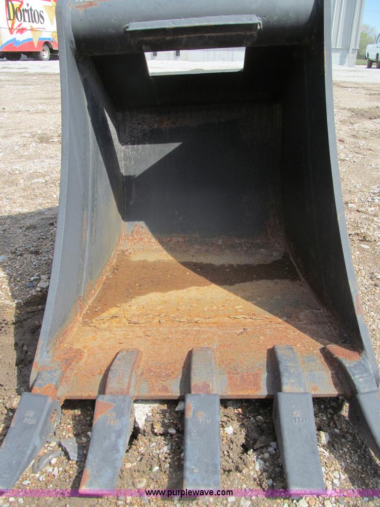 image for item G9471 CP 24" five-tooth bucket