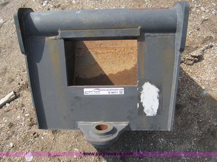 image for item G9471 CP 24" five-tooth bucket