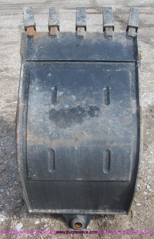 image for item G9471 CP 24" five-tooth bucket