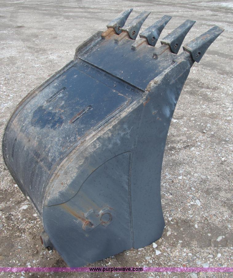 image for item G9471 CP 24" five-tooth bucket