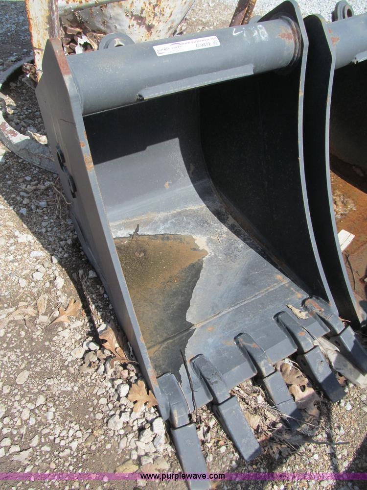 image for item G9472 CP 24" five-tooth bucket