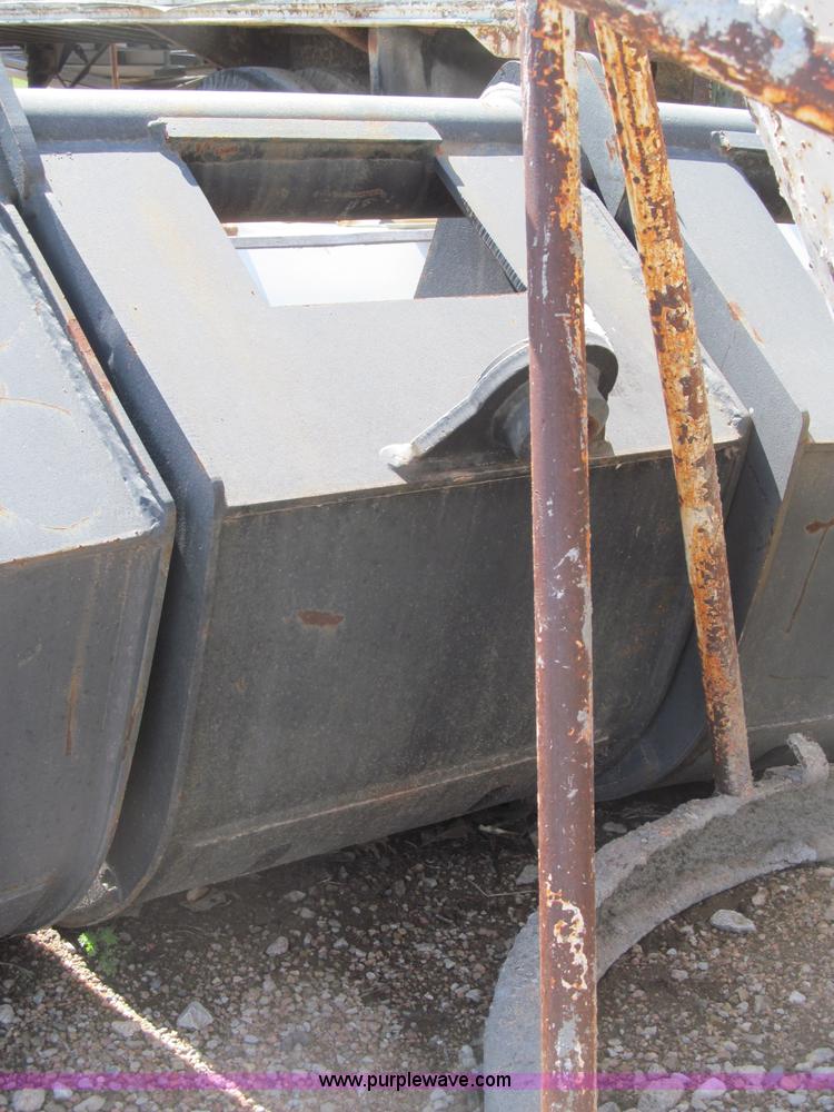 image for item G9473 CP 24" five-tooth bucket