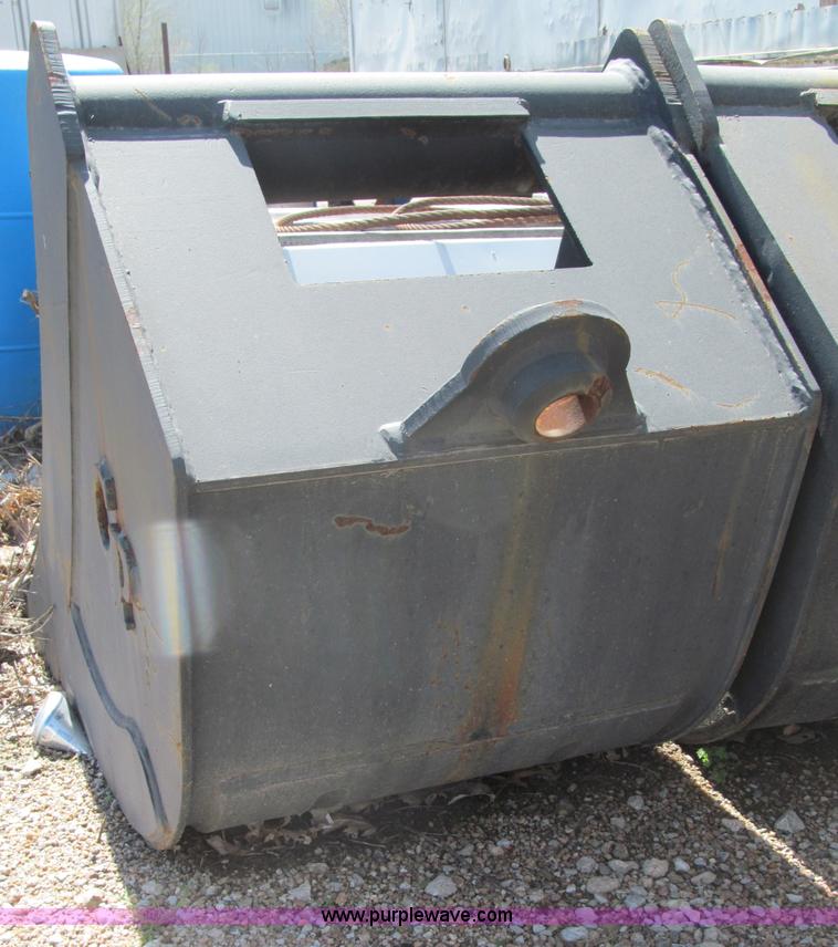 image for item G9474 CP 24" five-tooth bucket