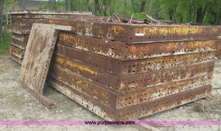 image for item G9793 Efco plate girdered forms