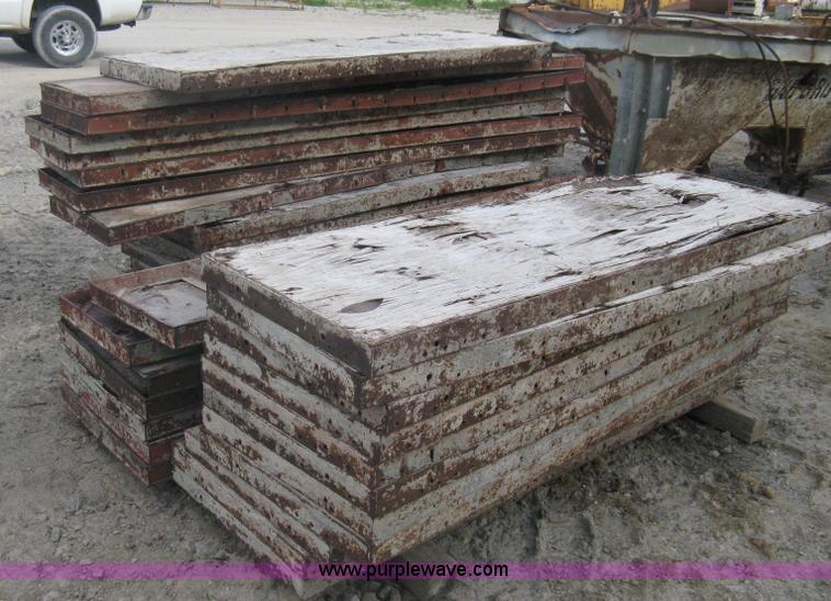 image for item G9795 (33) Simons concrete forms