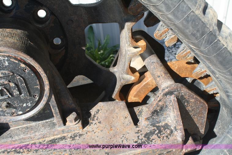 image for item L9349 Loegering skid steer tracks