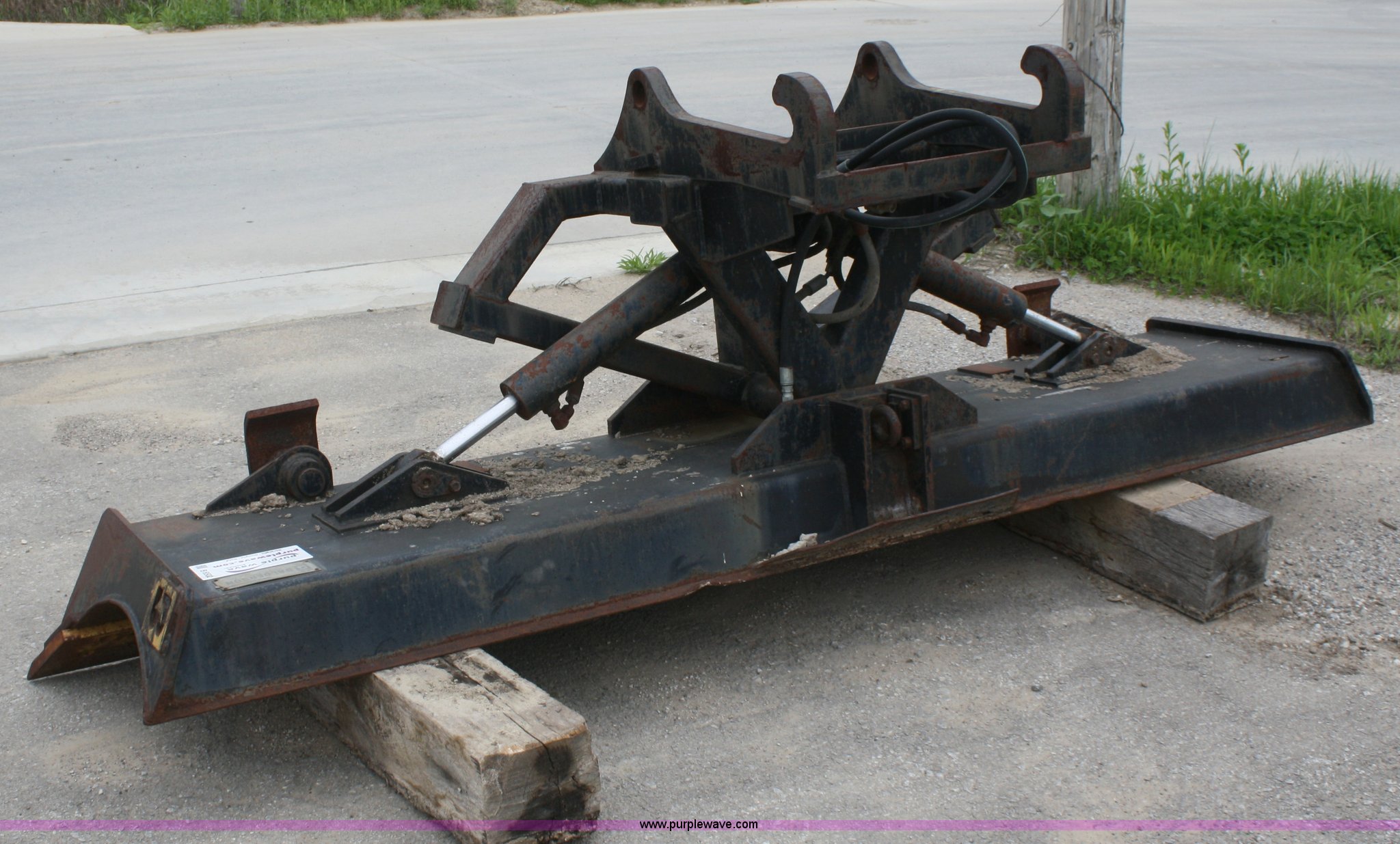 Balderson 10' blade in Leavenworth, KS Item B6502 sold Purple Wave