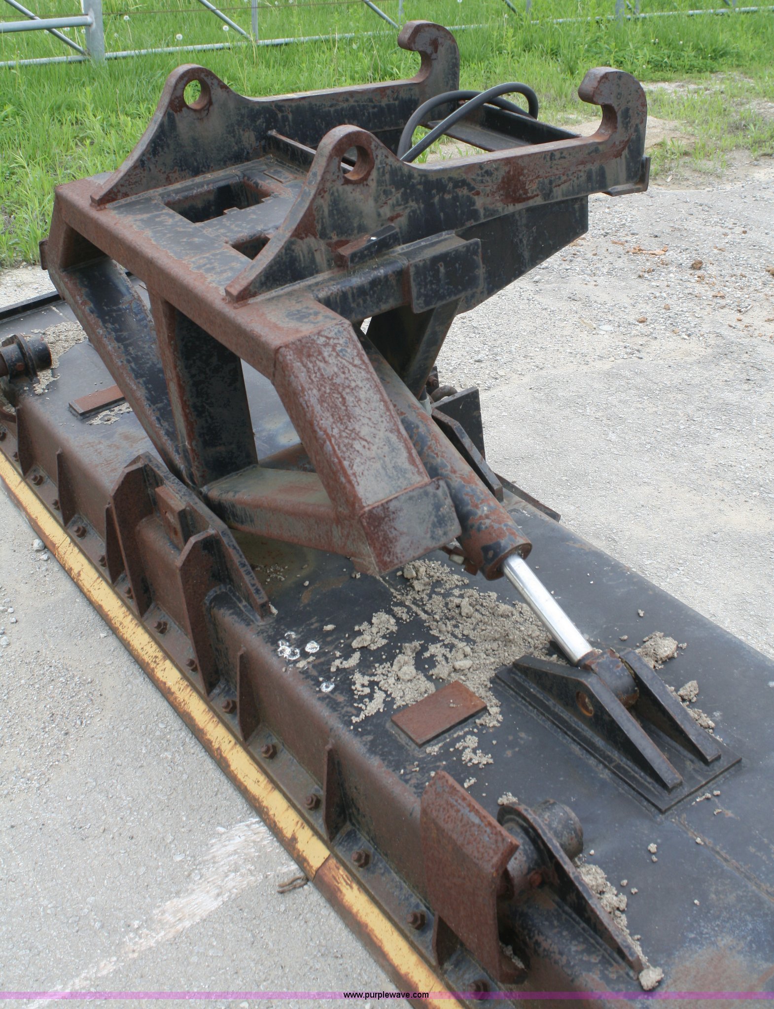 Balderson 10' blade in Leavenworth, KS Item B6502 sold Purple Wave