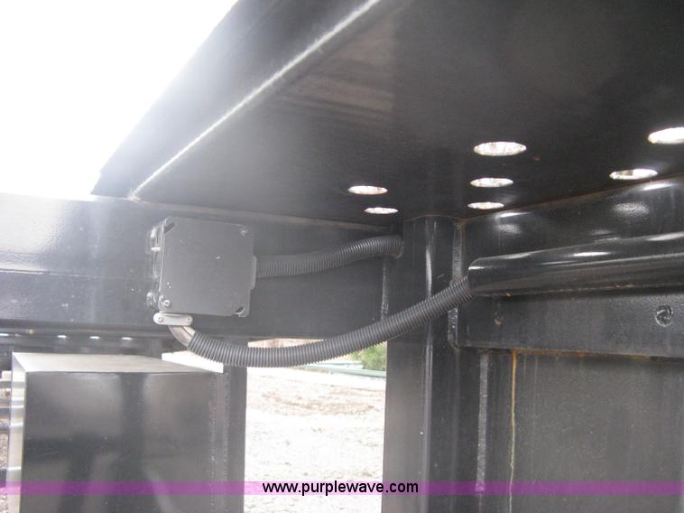 image for item A6016 2007 Fabrique  Auto Transporter trailer