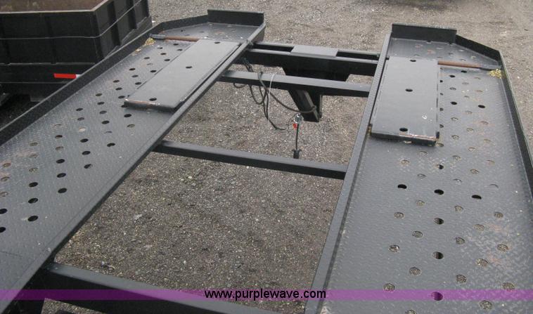 image for item A6016 2007 Fabrique  Auto Transporter trailer