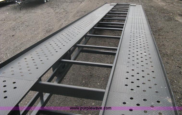 image for item A6016 2007 Fabrique  Auto Transporter trailer