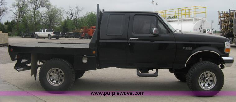 image for item A6156 1997 Ford F250 Heavy Duty extended cab pickup truck