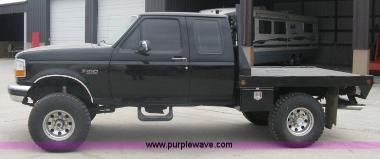 image for item A6156 1997 Ford F250 Heavy Duty extended cab pickup truck