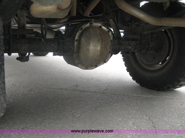 image for item A6156 1997 Ford F250 Heavy Duty extended cab pickup truck