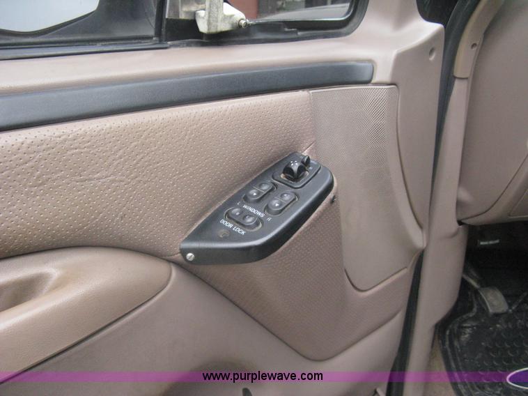 image for item A6156 1997 Ford F250 Heavy Duty extended cab pickup truck