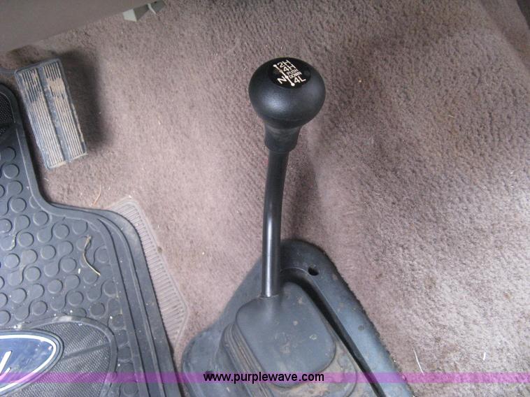 image for item A6156 1997 Ford F250 Heavy Duty extended cab pickup truck