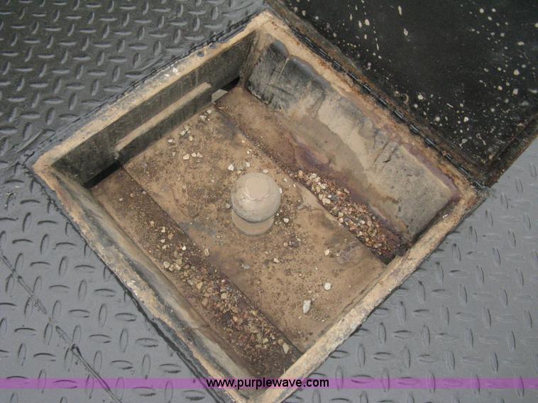 image for item A6156 1997 Ford F250 Heavy Duty extended cab pickup truck