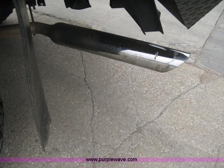 image for item A6156 1997 Ford F250 Heavy Duty extended cab pickup truck