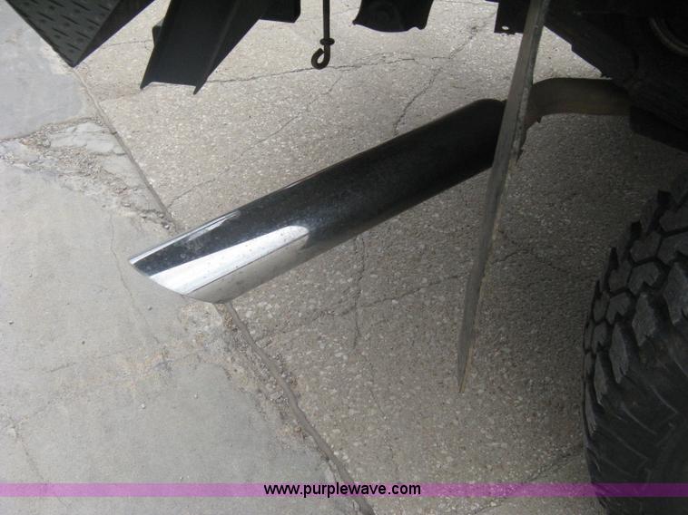 image for item A6156 1997 Ford F250 Heavy Duty extended cab pickup truck