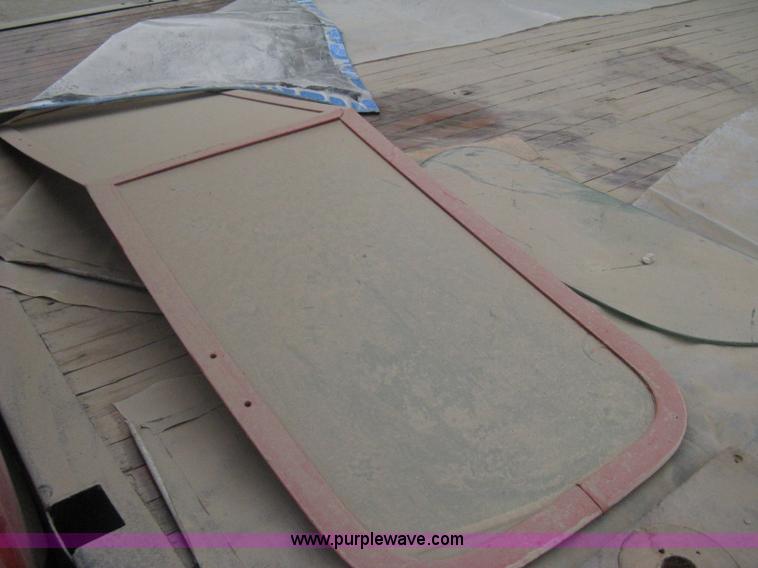 image for item A6162 1946 International K3-214 flatbed truck