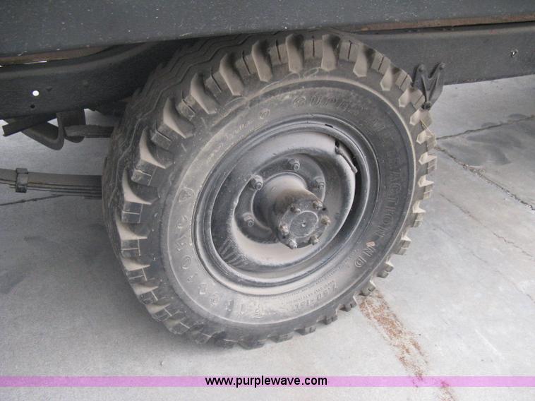 image for item A6162 1946 International K3-214 flatbed truck