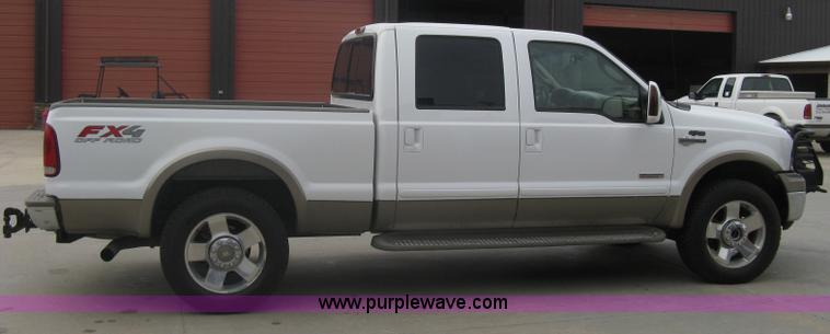 image for item A6182 2006 Ford F250 Lariat Super Duty King Ranch crew cab pickup truck