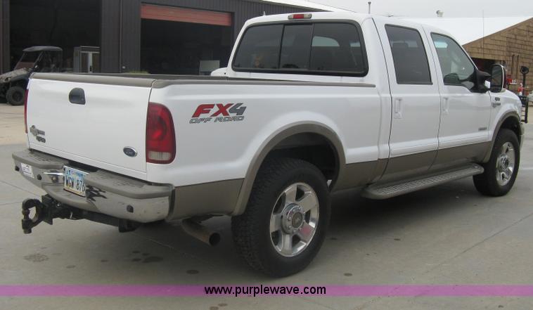 image for item A6182 2006 Ford F250 Lariat Super Duty King Ranch crew cab pickup truck